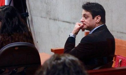 Gaspar Rivas es declarado culpable de injurias contra Andrónico Luksic