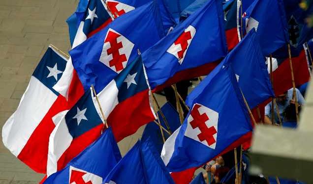 Humo blanco: Junta Nacional de la Democracia Cristiana resuelve ir por el apruebo en el plebiscito de septiembre