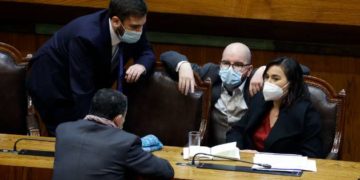 Oposición propina duro golpe al Gobierno y “deja caer” proyecto de Infraestructura Crítica