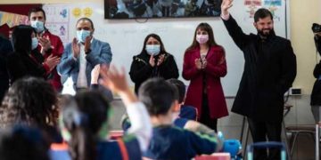 Gobierno presenta plan de trabajo para promover la asistencia a clases presenciales