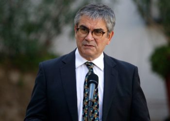 Ministro Mario Marcel descartó que reforma tributaria financie la condonación del CAE