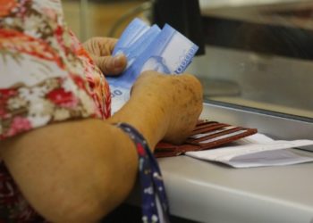 Comisión de Constitución de la Cámara de Diputadas y Diputados puso freno a tramitación de nuevos retiros de las AFP