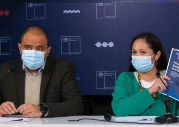 Mineduc presenta caracterización socioeconómica de deudores del CAE: 70% gana menos de 750 mil pesos