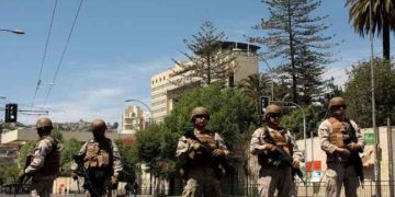 ¿Mayor control civil sobre los militares?: Las razones que motivaron la “voltereta” de la centroizquierda en proyecto de Infraestructura Crítica