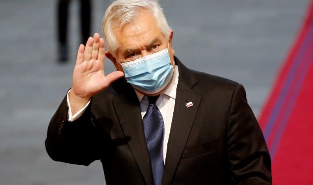 Enrique Paris disconforme con gestión de ministra Yarza: “Se ha perdido la preocupación por la pandemia”