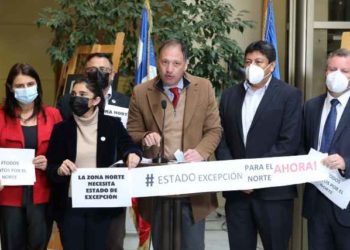 “Un chantaje inaceptable” y “una aberración”: Parlamentarios oficialistas critican solicitud de un Estado de Excepción en el norte