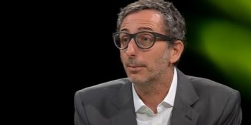 TVN zanja polémica por salida de Matías del Río de Estado Nacional: Cambio habría sido compartido por el conductor y tendrá nuevo programa