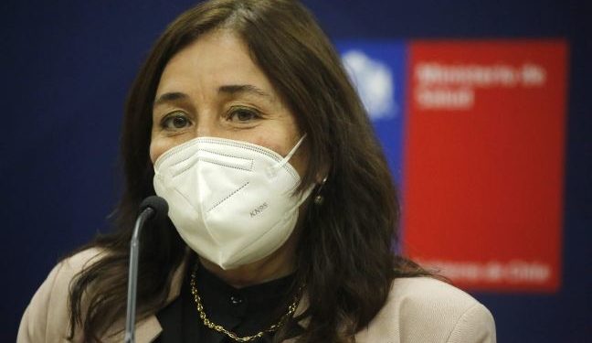 “Esto llegó para quedarse”: Ministra de Salud anuncia posible quinta dosis de refuerzo contra el Covid-19