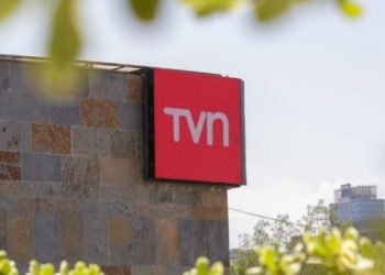 ¿Pluralismo en riesgo?: Los análisis que dejó la determinación de TVN sobre Matías del Río