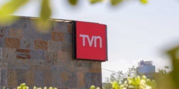 ¿Pluralismo en riesgo?: Los análisis que dejó la determinación de TVN sobre Matías del Río