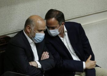 Proceso constituyente: Walker apuesta por cumplimiento del compromiso de Chile Vamos y Elizalde defiende participación del gobierno en la mesa