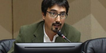 Frente Amplio critica a Chile Vamos y señala que su postura limita discusión de futuro órgano constituyente