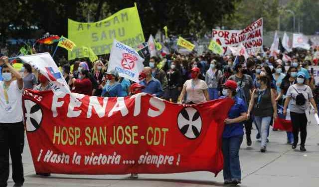 Anuncian despido de 16 mil trabajadores de la salud pública al terminar la alerta sanitaria por Covid-19
