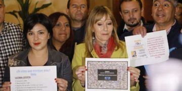 Huelga en farmacias Salcobrand y Ahumada afectará venta de medicamentos a pacientes GES