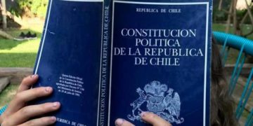 ¿Pesa el ambiente octubrista? Chile Vamos descarta que acuerdo constitucional se firme durante este mes