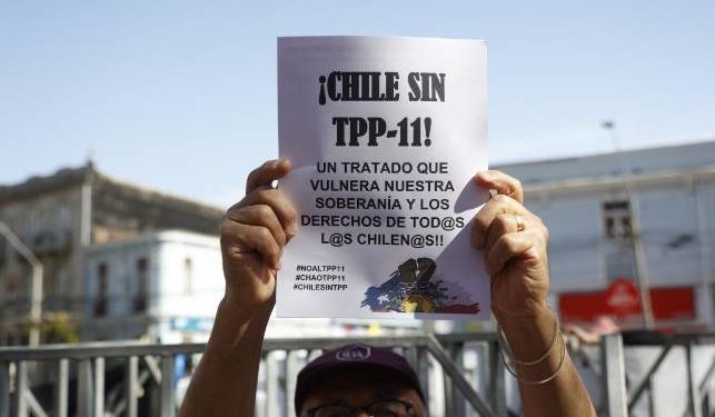 Lío en el oficialismo por TPP11: Diputados llevan tramitación del tratado al TC y se enfrascan en discusión por plazos con figuras del PS