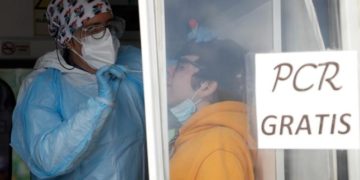 COVID-19: Minsal reporta 7.557 contagios y positividad nacional de 18,30%