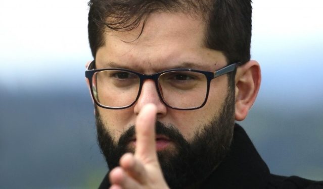 Presidente Boric sobre paralización de camioneros: “Reafirma la importancia del proyecto que estamos desarrollando de Trenes para Chile”