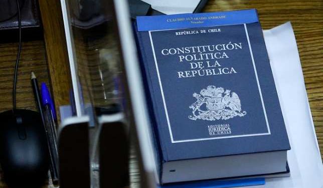¿Semana clave para el acuerdo constituyente?: Partidos intensifican diálogos para destrabar posturas sobre futuro órgano redactor