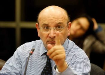 Senador Castro por crisis de las Isapres: “El desprestigio del sistema privado es muy grande y no podríamos perpetuarlo como está”