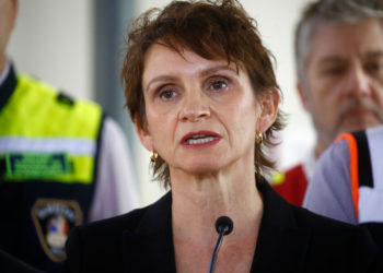 Ministra Carolina Tohá no descarta aplazar regreso a clases en algunas comunas