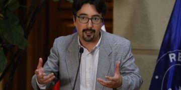 Revolución Democrática busca acuerdos amplios y fortalecimiento de gobiernos locales ad portas de un nuevo año en el oficialismo