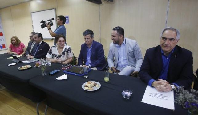 Jefe de bancada RN dice “no compartir” dichos de diputada Cordero, pero pedirá conocer “cuál fue el contexto” de sus dichos