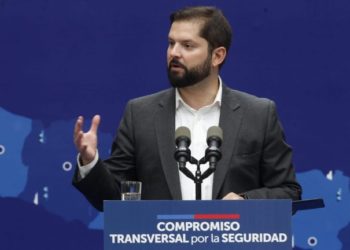 Tras revés en Naín-Retamal: Presidente firma compromiso transversal de seguridad llamando a “templar” el debate legislativo