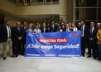 “Es una irresponsabilidad muy grande pretender culpar a este gobierno”: Los críticas que dejó el anuncio de interpelación contra la ministra Tohá