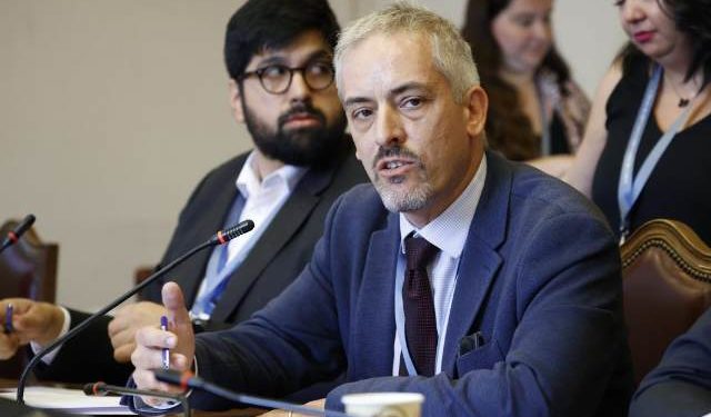 Jefe de Migraciones da cuenta de operativo por intento de salida irregular de un centenar de personas en la frontera con Bolivia