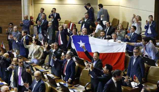 Diputados aprueban y despachan a Ley proyecto Naín-Retamal