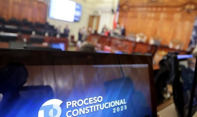 En maratónica sesión: Comisión Experta aprueba en general más la mitad de las propuestas de norma del anteproyecto de nueva constitución