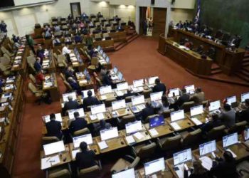 Proyecto que aumenta el salario mínimo a $500 mil fue aprobado por la Cámara de Diputadas y Diputados