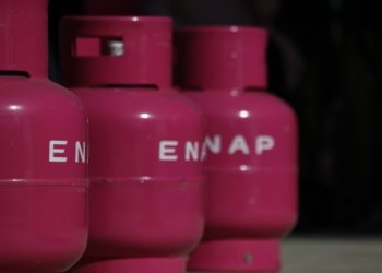 Diputados de RN acuden a Contraloría por “despilfarro inaceptable” de ENAP