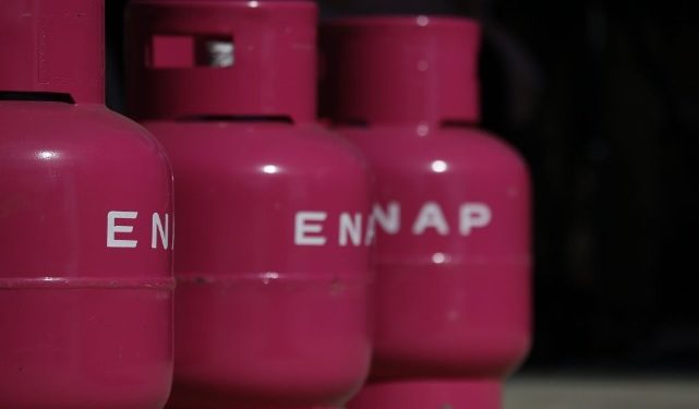 Diputados de RN acuden a Contraloría por “despilfarro inaceptable” de ENAP