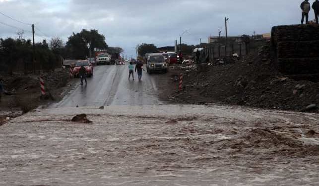 Especialistas explican si el fenómeno meteorológico extremo que afecta a Europa podría suceder en Chile
