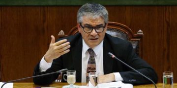 Marcel asegura que aumento del requerimiento de capital a la banca tendría efecto “menor”