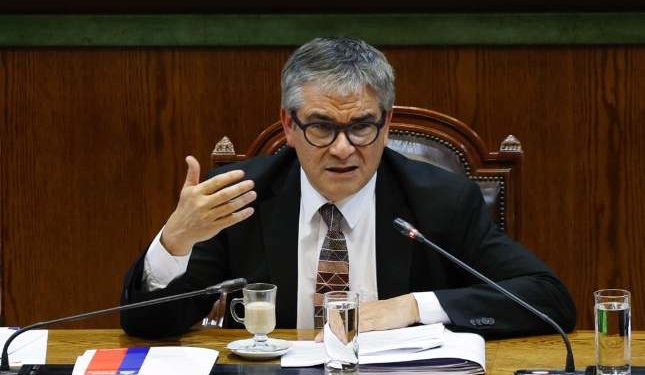 Marcel asegura que aumento del requerimiento de capital a la banca tendría efecto “menor”