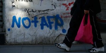 Reforma previsional: Dirigentes sociales y expertos acusan “renuncia” de parte del Gobierno