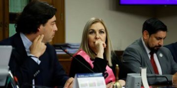 Comisión de Constitución de la Cámara rechazó idea de legislar un sexto retiro de las AFP