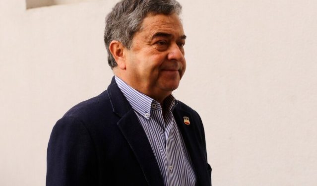 Senador Coloma ingresó requerimiento ante el TC por Comisión contra la Desinformación