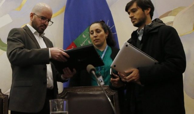 Casen 2022: Índice de pobreza según ingresos disminuyó de 10,7 a 6,5 por ciento