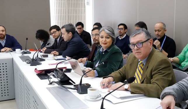 Tras bajarse de la mesa: UDI presentará propuesta de pensiones en la comisión de Trabajo de la Cámara