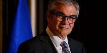 Hacienda entrega estimaciones para formular el Presupuesto 2024: PIB de 2,3% y cobre a US$3,86