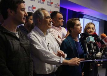 Oposición no cede: Chile Vamos y Republicanos mantienen líneas intransables en reformas pese a la renuncia de Jackson