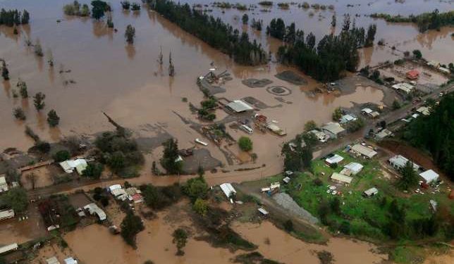 Los otros estragos del sistema frontal: La vulnerabilidad de las construcciones en zonas de riesgo