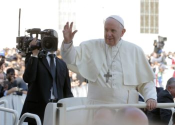 El Papa pide actuar contra el cambio climático “antes que sea demasiado tarde”