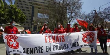Fenats finaliza paro de dos días y anuncia que mantendrá “alerta permanente”