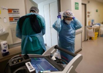 Senadores Flores y Castro advierten “colapso” tras masivos despidos de personal de salud contratados durante la pandemia