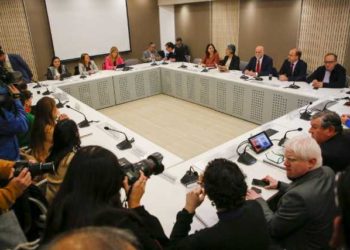 ¿Mejores pensiones?: Propuestas de los partidos políticos bajo el ojo crítico de expertos previsionales